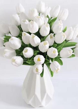 Тюльпани штучні латексні 5 шт. для декору та подарунка білий
