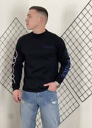 Чорний оверсайз щільний лонгслів drdenim з принтами
