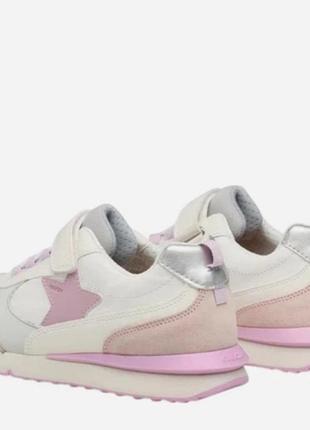 Кроссовки 34р, стелька 21-22см, кожа.