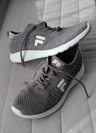 Кросівки жіночі fila 39-40 р.