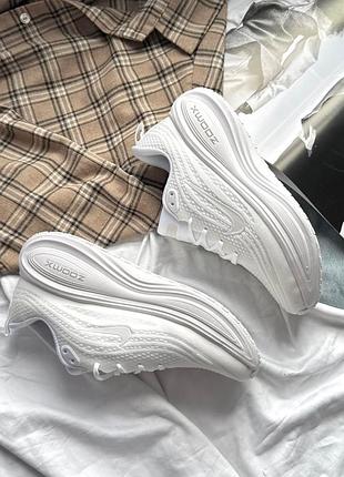 Nike vomero plus zoomx 5