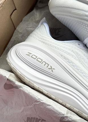Nike vomero plus zoomx 9