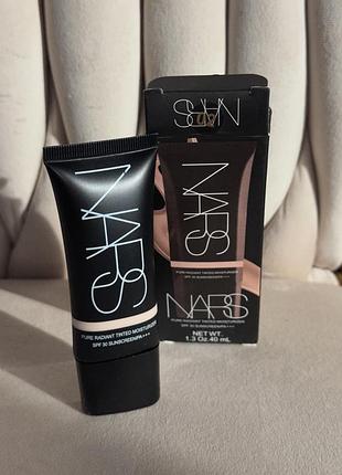 Nars тональний крем флюїд нарс ідеально тонує шкіру з spf