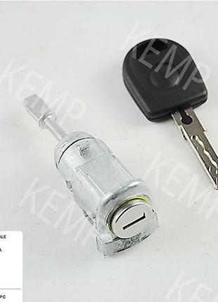 Личинки замка передних дверей левая vw passat b5 (96-05)