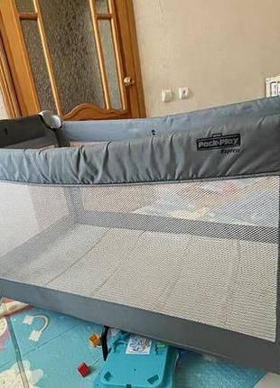 Манеж-ліжко ігрове фірми graco, в хорошому стані, сірого кольору