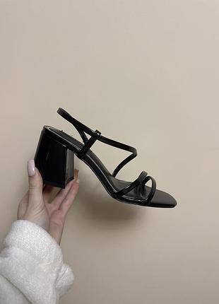 Підбори, туфлі, каблуки. nine west