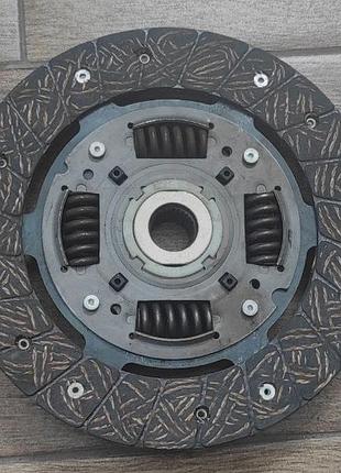 Диск сцепления 210х28 vw golf,bora 1,6 86-96 skoda octavia