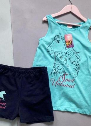 Літній костюм на дівчинку