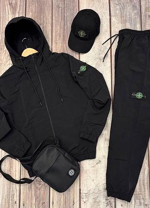 Спортивный костюм stone island демисезонный черный на молнии с капюшоном плащевка водонепроницаемый защищает от дождя и ветра