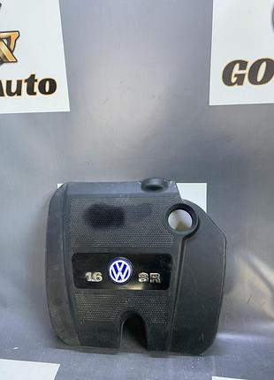 Крышка двигателя volkswagen 1.6 sr 06a103925