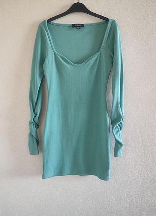 Сукня коротка