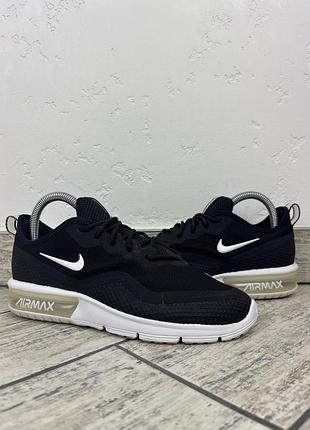 Nike air max sequent