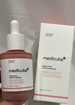 Пептидна сироватка для обличчя medicube pdrn pink peptide serum 30мл