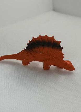 Маленькая игровая фигурка дино динозавр динозаврик