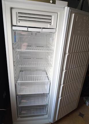 Морозильная камера indesit большая 2