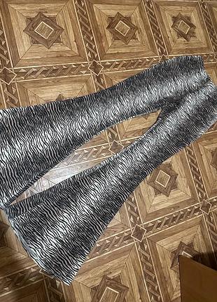 Xs s штани брюки кльош жіночі тигрові леопардові клёш тигровые