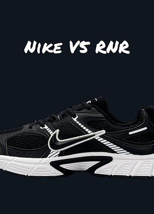 Nike v5 rnr black white