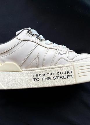 Жіночі кросівки lacoste. 38 розмір,стан добрий