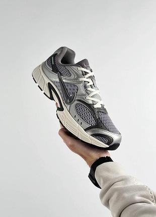 Nike v5 rnr grey metallic 6