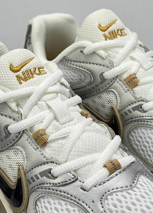 Nike v5 rnr white metallic 2