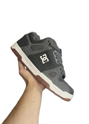 Dc stag dark grey