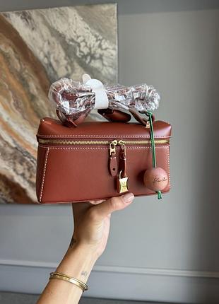 Loro piana extra pocket 20 in smooth leather terracotta