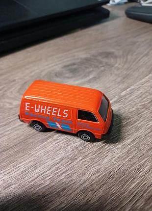 Модель maisto ford econovan (e-wheels racing team)