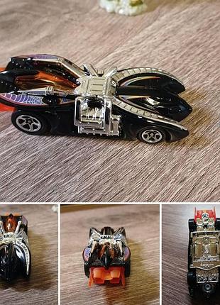 Модель 2001 hot wheels arachnorod №137 50666 diecast 1:64