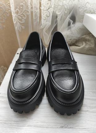 Женские лоферы из кожи ashoes 4907/1 0200 37 черные