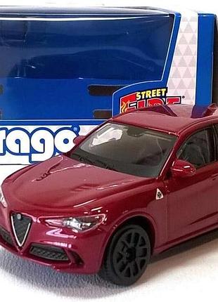 Модель bburago alfa romeo stelvio 1:43
