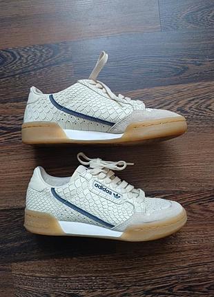 Adidas женские кроссовки