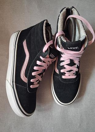 Кеди van's