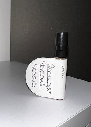 ❤️zoologyist perfumes sacred scarab, отливант 1,5 мл, оригинал