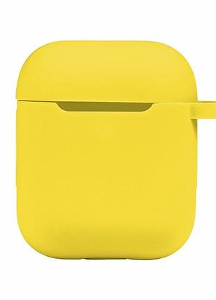 Футляр силиконовый с карабином для airpods 1 2 канаречно-желтый 80х90х30 мм