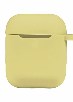 Футляр силиконовый с карабином для airpods 1 2 цвет кремовый желтый