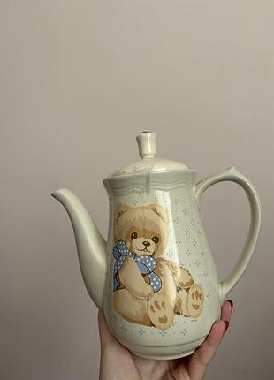 Милий керамічний чайник з ведмедиком