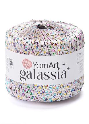 Yarnart galassia 5825