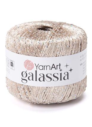 Yarnart galassia 5827