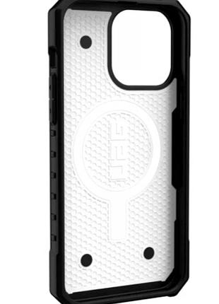 Чехол противоударный uag pathfinder для iphone 14 plus с максимальной защитой белый 3