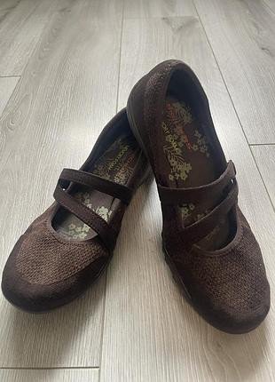 Ортопедичні балетки sketchers