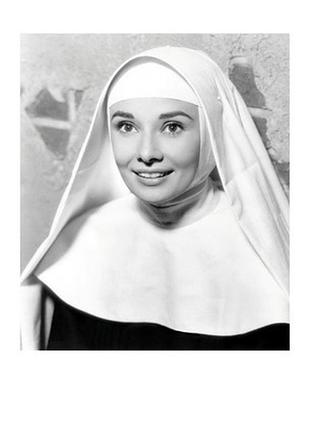 Листівка audrey hepbern nun