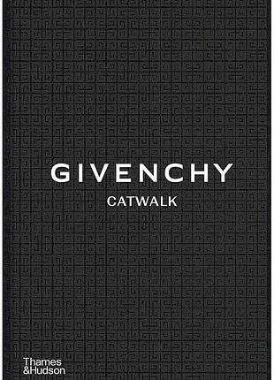 Givenchy catwalk: the complete collections