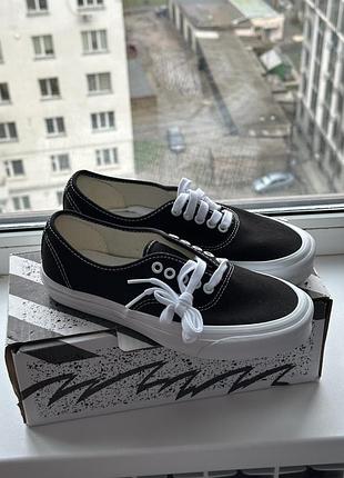 Кеди низькі vans og authentic lx vault чорні 39
