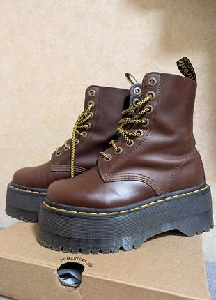 Dr. martens 1460 pascal max темно-коричневі черевики eu 36