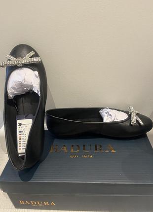 Балетки нові з мʼякої натуральної шкіри. бренд badura.