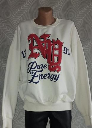 Женский оверсайз бренда bershka с принтом "pure energy"