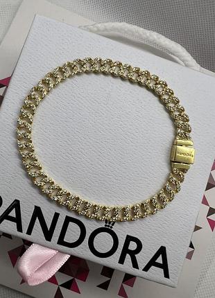 Серебряный браслет pandora кубинское плетение с паве с биркой. маркировка s925, ale, pandora размер 20см