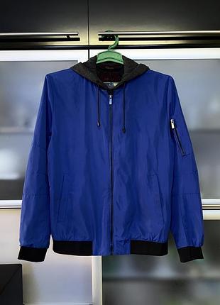 Zara man чоловіча нова вітрівка, бомбер з кишенями, з капюшоном