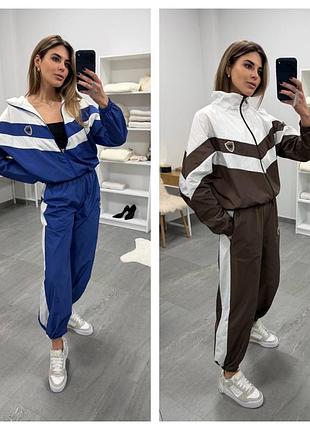 Женский спортивный костюм из пластинки, весна, резьбовые цвета.