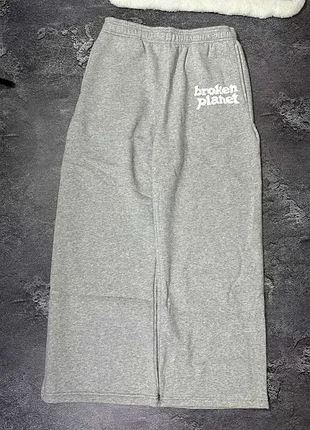 Спортивные штаны broken planetширок